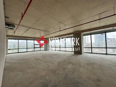 NİDAKULE KÜÇÜKYALI'DA KİRALIK 193 M2 KÖŞE OFİS