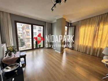 KÜÇÜKYALI MERKEZİ KONUMDA 2+1 ÇOK FERAH SATILIK DAİRE